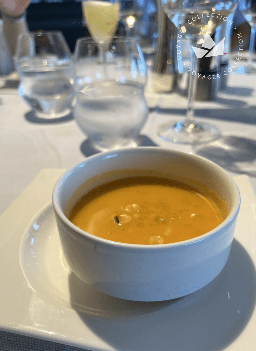 Entrada: Sopa de Abóbora e Coco
