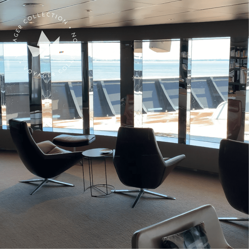 Observation Lounge & Library