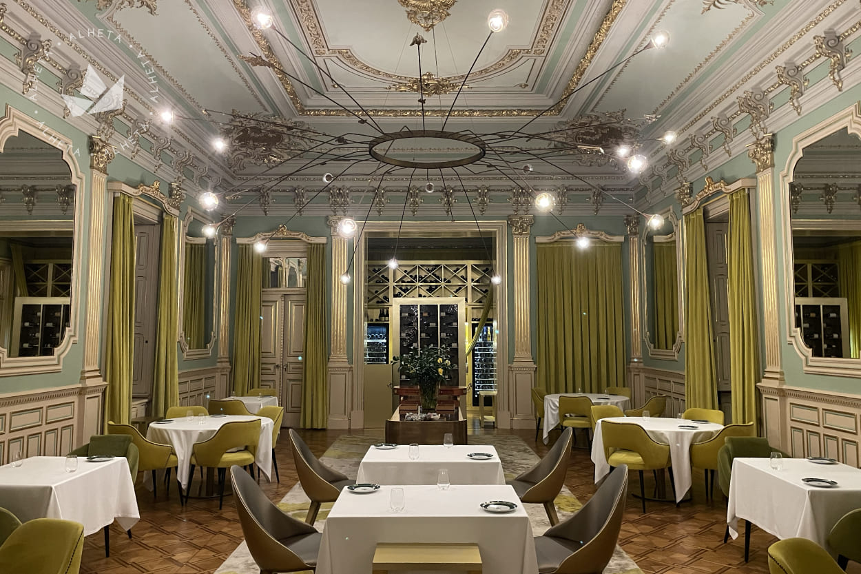 Sala Principal do Restaurante "Vila Foz"