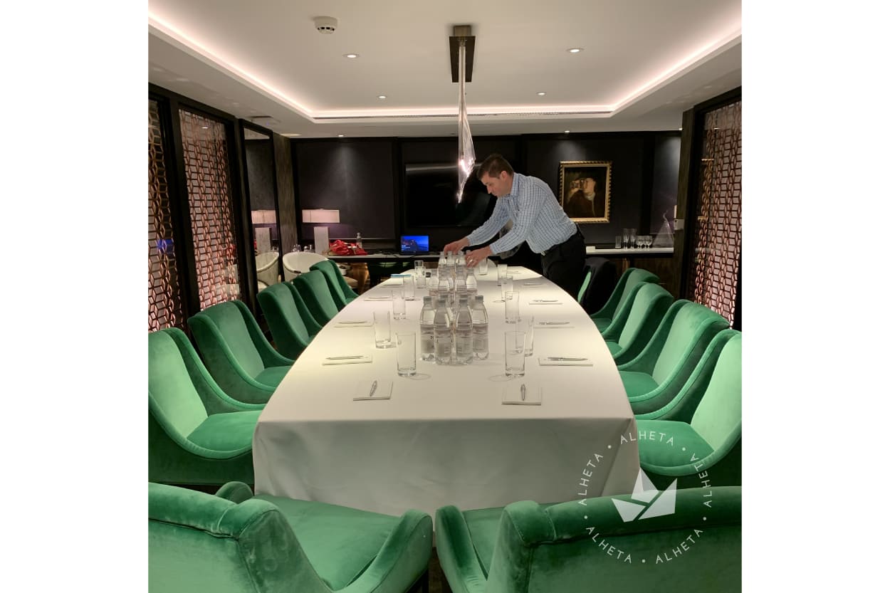 Sala de Jantar Privativa do Crystal Mozart