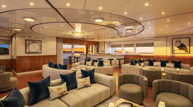 Indoor Lounge | Aqua Lares