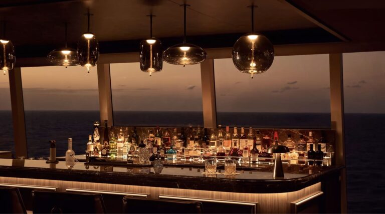 Malt Whisky Bar | Explora I